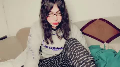 Snapshot of evelyn420521 chatting on January 21, 5:39 am evelyn420521 online show from January 21, 5:39 am