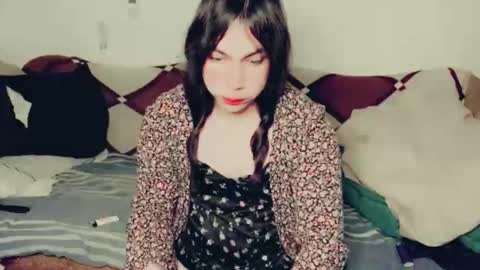 Snapshot of evelyn420521 chatting on October 22, 8:11 pm evelyn420521 online show from October 22, 8:11 pm