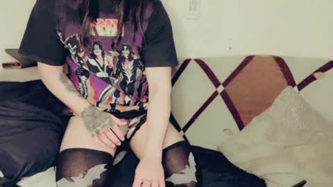 evelyn420521 online show from June 18, 7:31 am