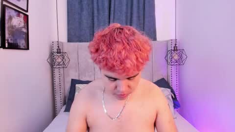 evelynn smith online show from December 9, 12:19 pm