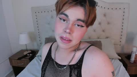 evelynn smith online show from February 7, 8:31 pm