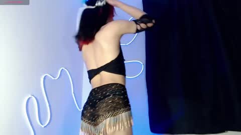 everlin_01 online show from May 16, 1:03 am