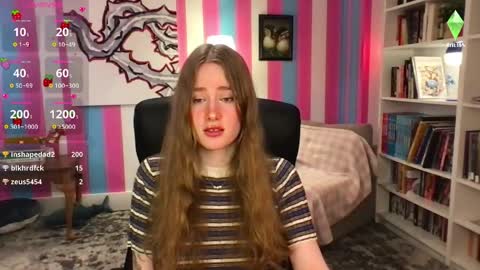 Evie3 online show from May 4, 1:49 pm