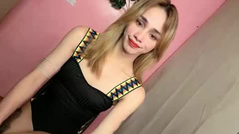 Alexandra x Alexandro online show from December 22, 4:50 am