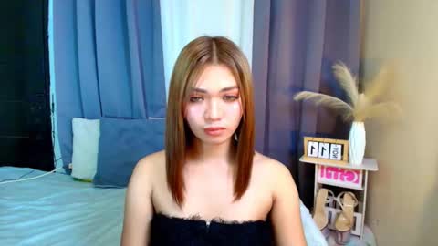 Farrah Zarake online show from November 11, 9:11 am