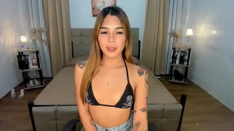 fascinatingtransvalerie online show from October 5, 2:50 pm