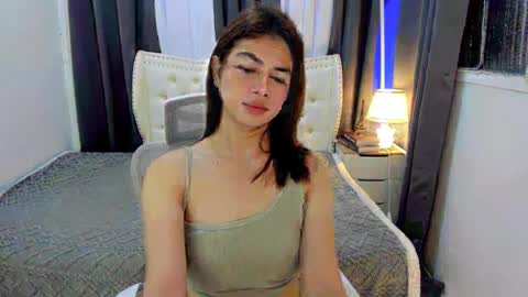 Jade online show from February 27, 1:38 pm