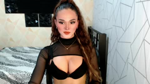 MISS IVANA online show from April 8, 1:18 am