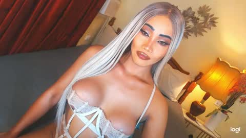 Maddonna online show from April 21, 7:26 am