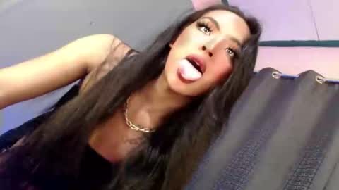 queen ronna online show from December 27, 2:55 pm