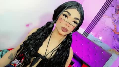 Gisel online show from April 13, 9:30 pm