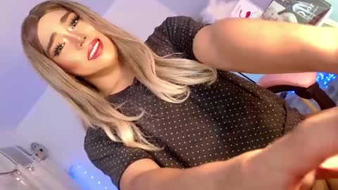 glamorous_aika online show from February 14, 1:45 am