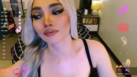 Snapshot of glorious_kim chatting on January 23, 2:55 am Kim - DONT FORGET TO FOLLOW AND GIME THUMBS UP online show from January 23, 2:55 am