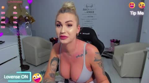 Nicole.. online show from April 1, 2:57 am