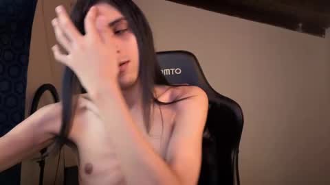 angelito tu novio online show from April 19, 3:07 am