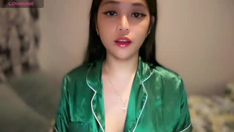 Gwyn online show from April 21, 3:46 am