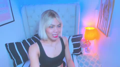 HAILEE HORNY online show from February 10, 11:57 am