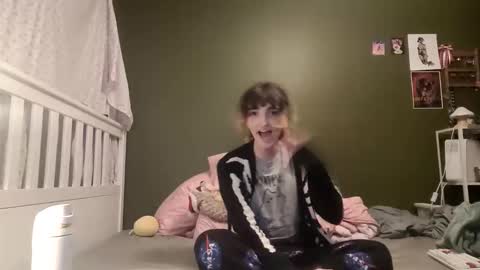 Hanna Banana5 online show from January 13, 6:32 am