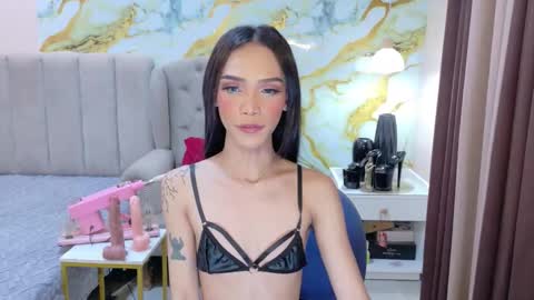 heaven_hunter online show from April 18, 2:57 am