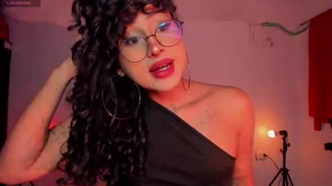 Heka Prudence online show from June 30, 3:28 am