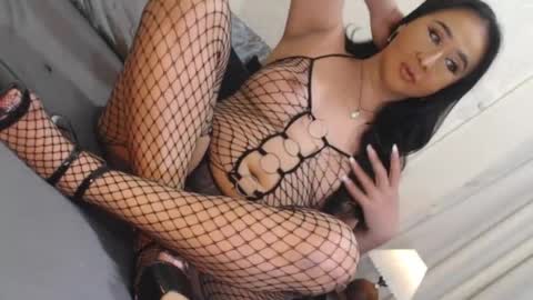 angel online show from April 22, 8:27 pm