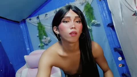 Khianna online show from April 18, 7:07 pm