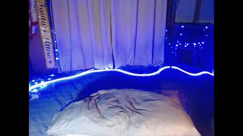 hot_tsmicah online show from March 16, 11:36 am