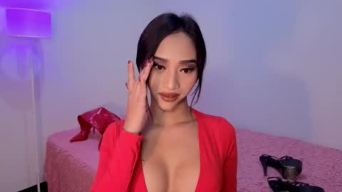 kylie online show from September 21, 5:40 pm