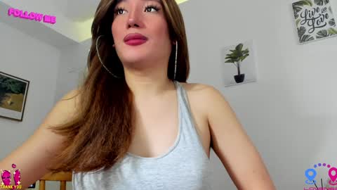 crishinahotty online show from January 5, 6:13 am