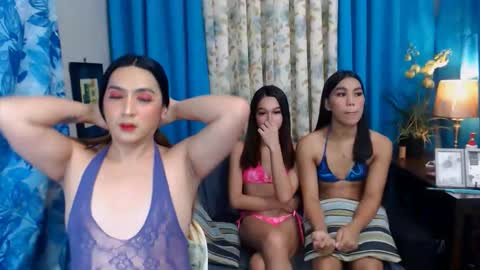 Pretty Maxine online show from October 14, 5:30 am