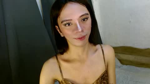 Cara online show from December 18, 9:36 am
