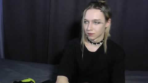 Jade online show from March 3, 1:18 pm