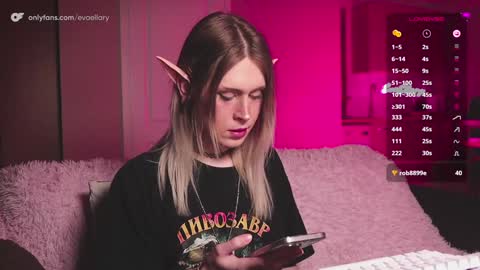  Eva Ellary -  online show from December 15, 2:16 pm