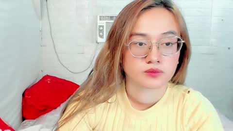 Katniss online show from March 8, 2:08 pm