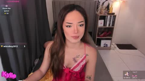 Kylie Babaeng di para sa lahat online show from March 12, 4:39 am