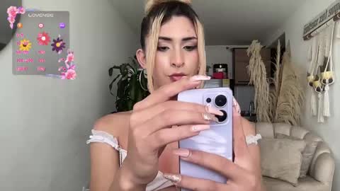 Isabella online show from May 20, 7:53 pm