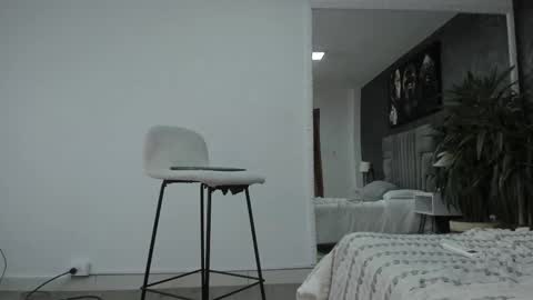 Isa Lancaster online show from November 5, 10:42 pm