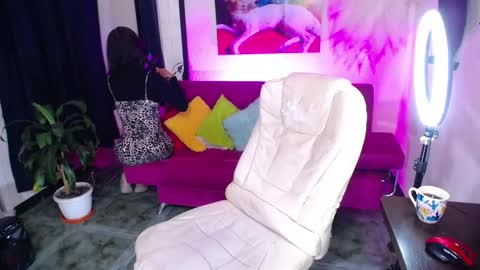 isabel online show from November 22, 12:23 am