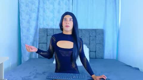 ITHAN KINGTWIN online show from May 2, 9:09 pm