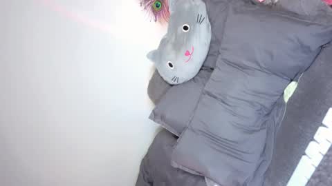 KellyPuth online show from April 9, 6:19 am