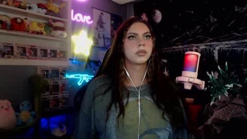 Snapshot of itsnickibabyy chatting on February 15, 12:38 am Nicki Foxx online show from February 15, 12:38 am