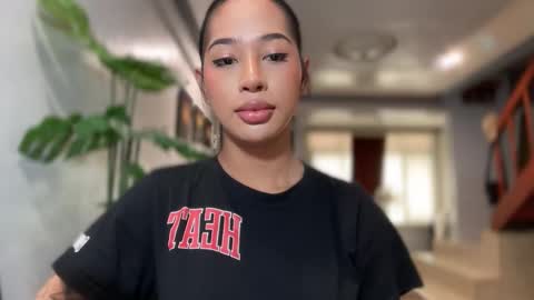 kirstenelsie online show from March 17, 6:59 am