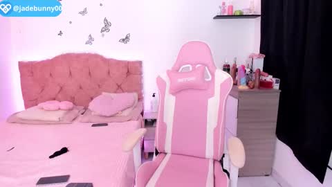   online show from September 24, 1:44 am