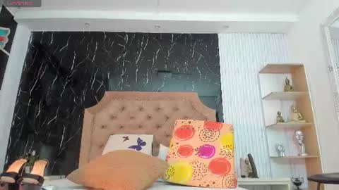 jannie_sexx online show from July 25, 12:25 pm