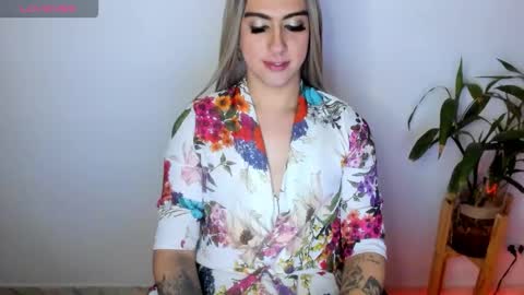  ashley   online show from January 10, 10:05 pm