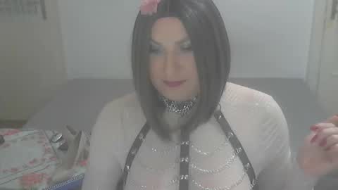 Jellena online show from November 12, 5:12 pm