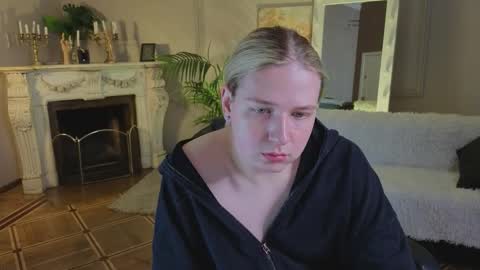 jes_solar online show from September 12, 11:28 am