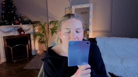 jes_solar online show from January 10, 10:05 pm