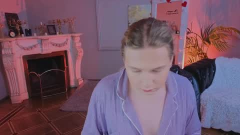 jes_solar online show from April 7, 9:38 pm