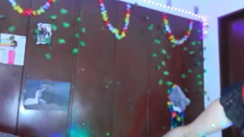 Jessica online show from February 8, 3:51 pm